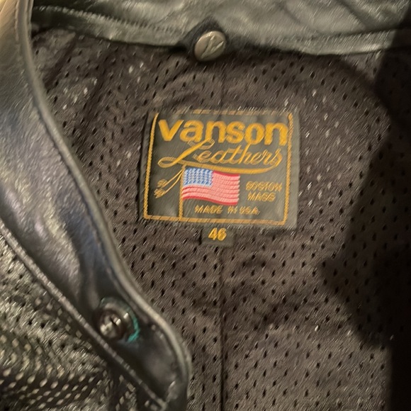 Vanson Hurricane Mark 2 leather motorcycle performance jacket. - Picture 8 of 12